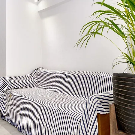 Konukevi 1844 Syros Ermoupoli