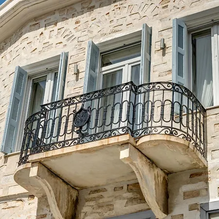 Konukevi 1844 Syros Ermoupoli