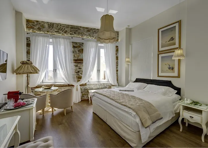 1844 Syros Guest house