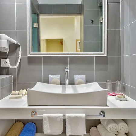 ゲストハウス 1844 Syros エルムポリ