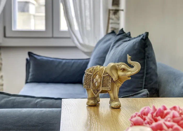 1844 Syros Konukevi Ermoupoli